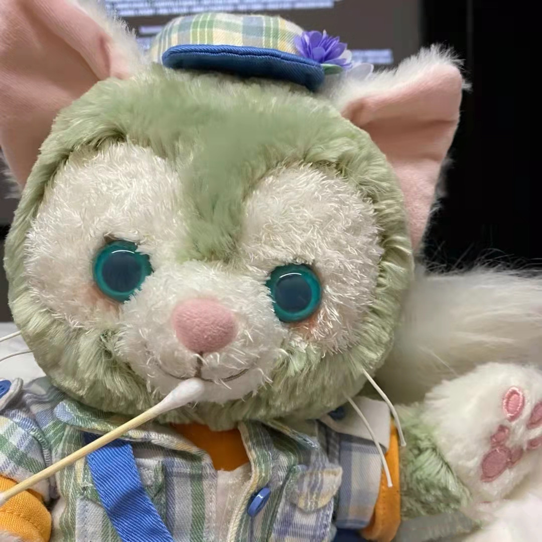 迪士尼玩偶去做核酸检测了表情包