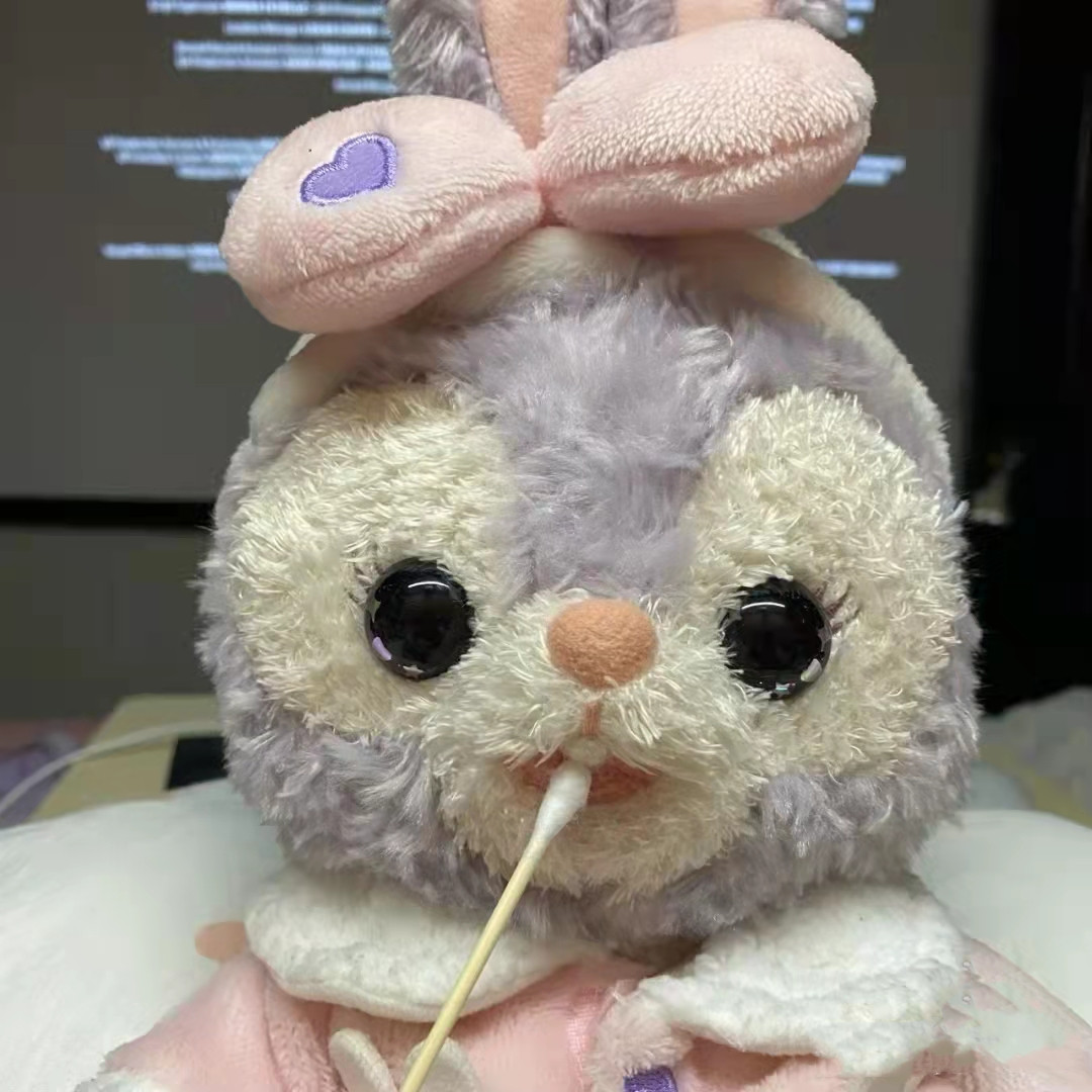 迪士尼玩偶去做核酸检测了表情包